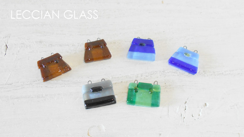 『KOKO』さん課題作品　スクエア・アクセサリーB【ベーシックコース】｜ガラスフュージング・レチアンガラス資格認定講座　オンライン講座受講サイト（通信講座）